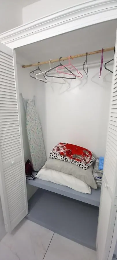 Cozy Vacation Retreat With Free Parking Apartment Roseau